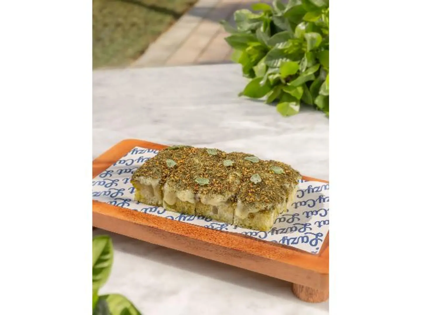 فوكاشا الزعتر
