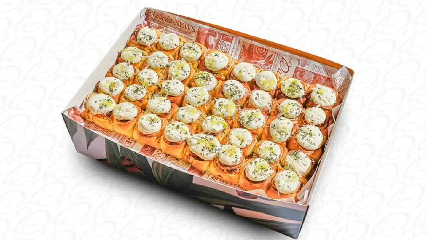 ميني سينابون بجبنة الفيتا والنعناع