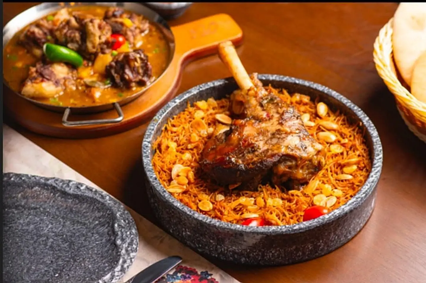 Shank With Vermicelli And Nuts Pot