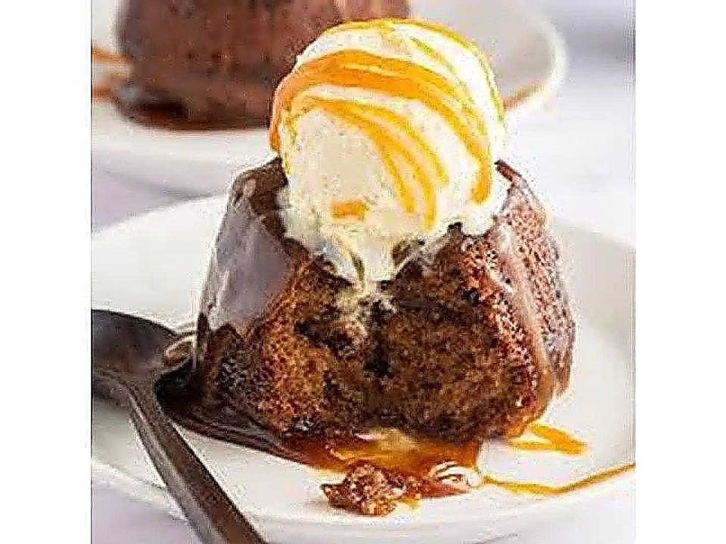 Dates And Cream Pudding