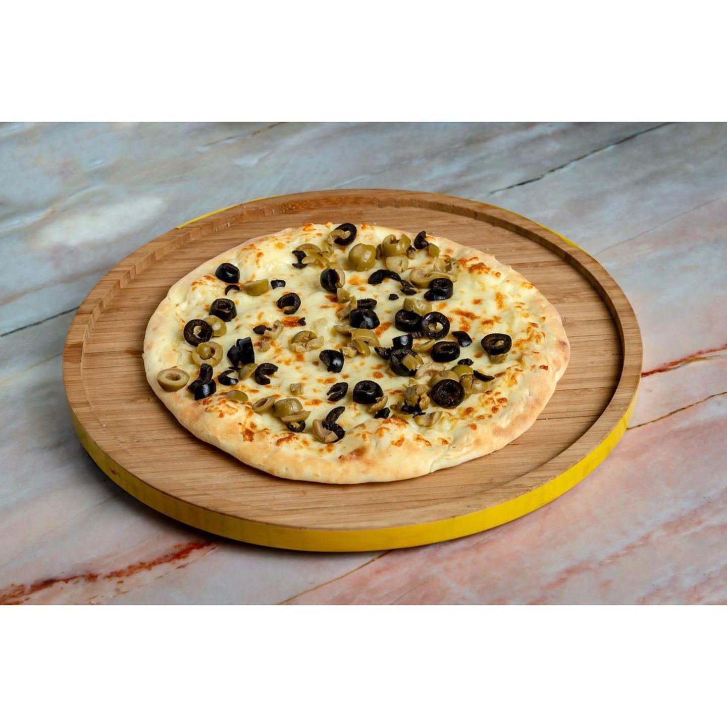 Cheese With Olives Manqusha