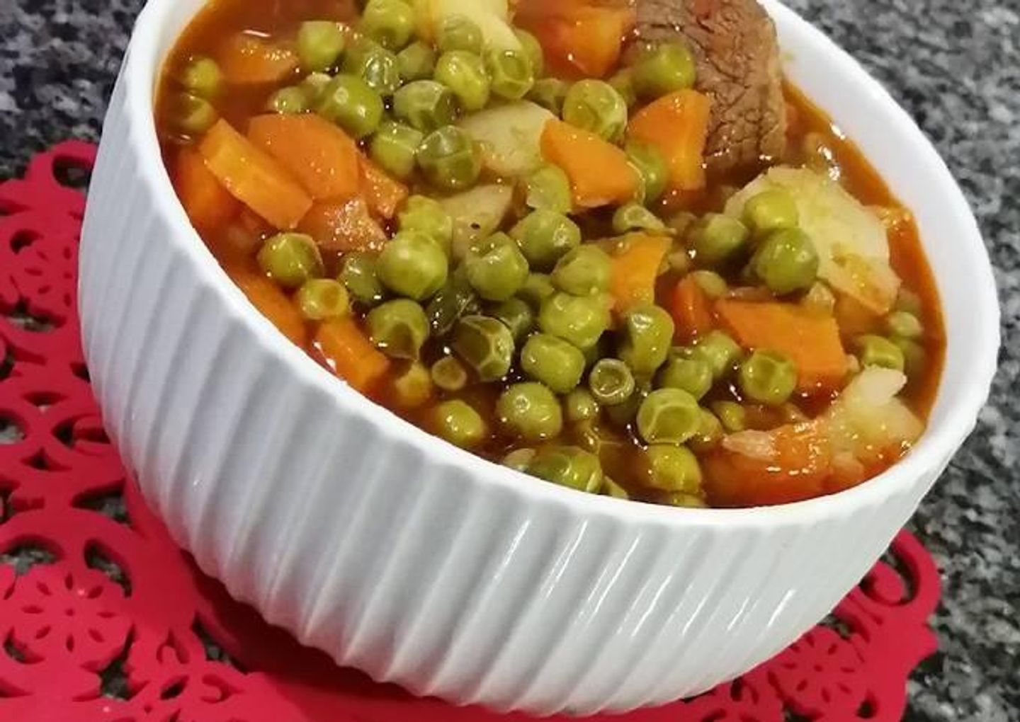 طبق بازلاء