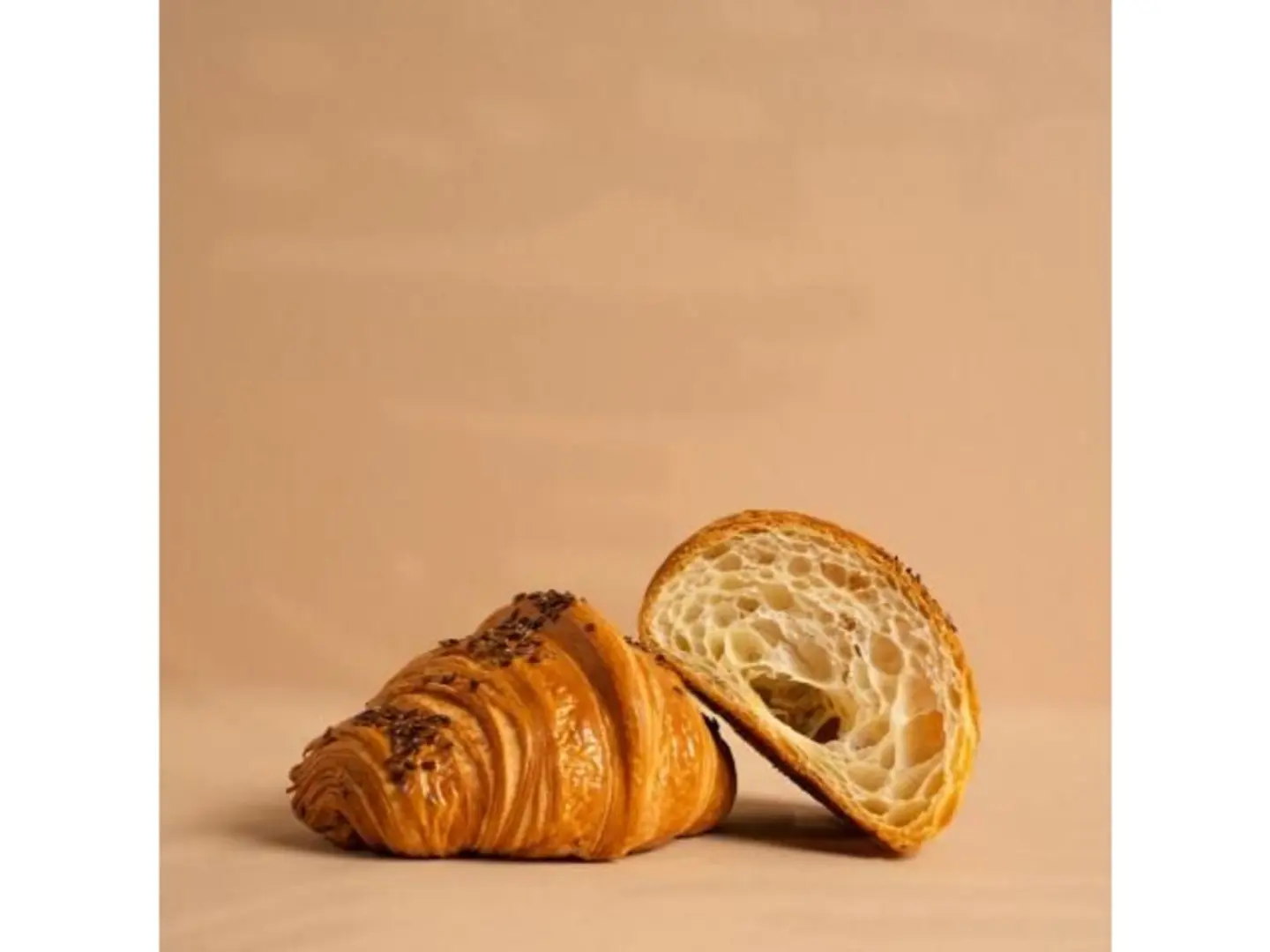 Auria Croissant