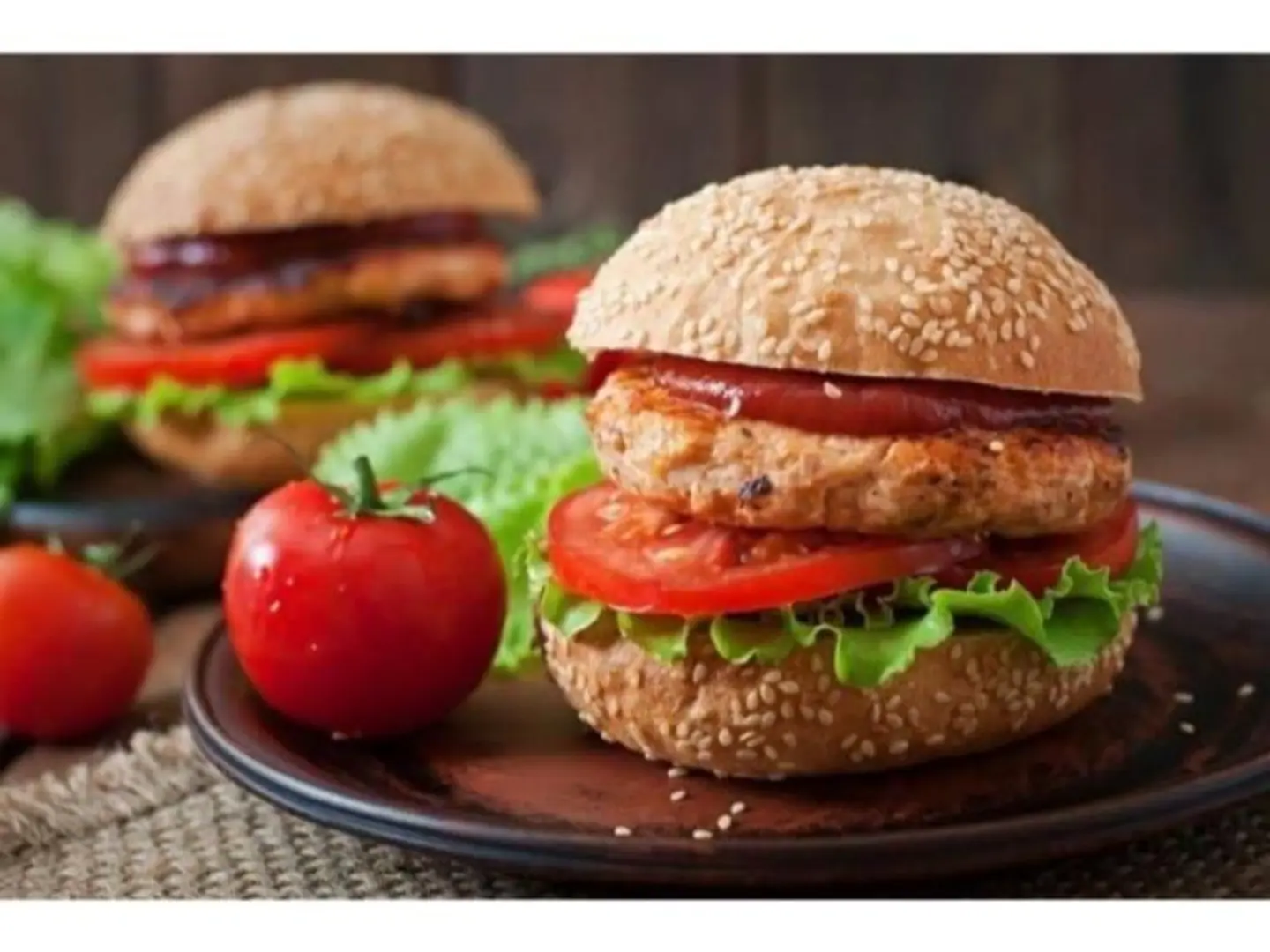 برجر دبل مكس على الفحم