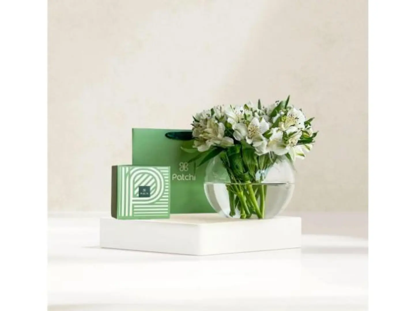 An Alstroemeria Vase With Patchi