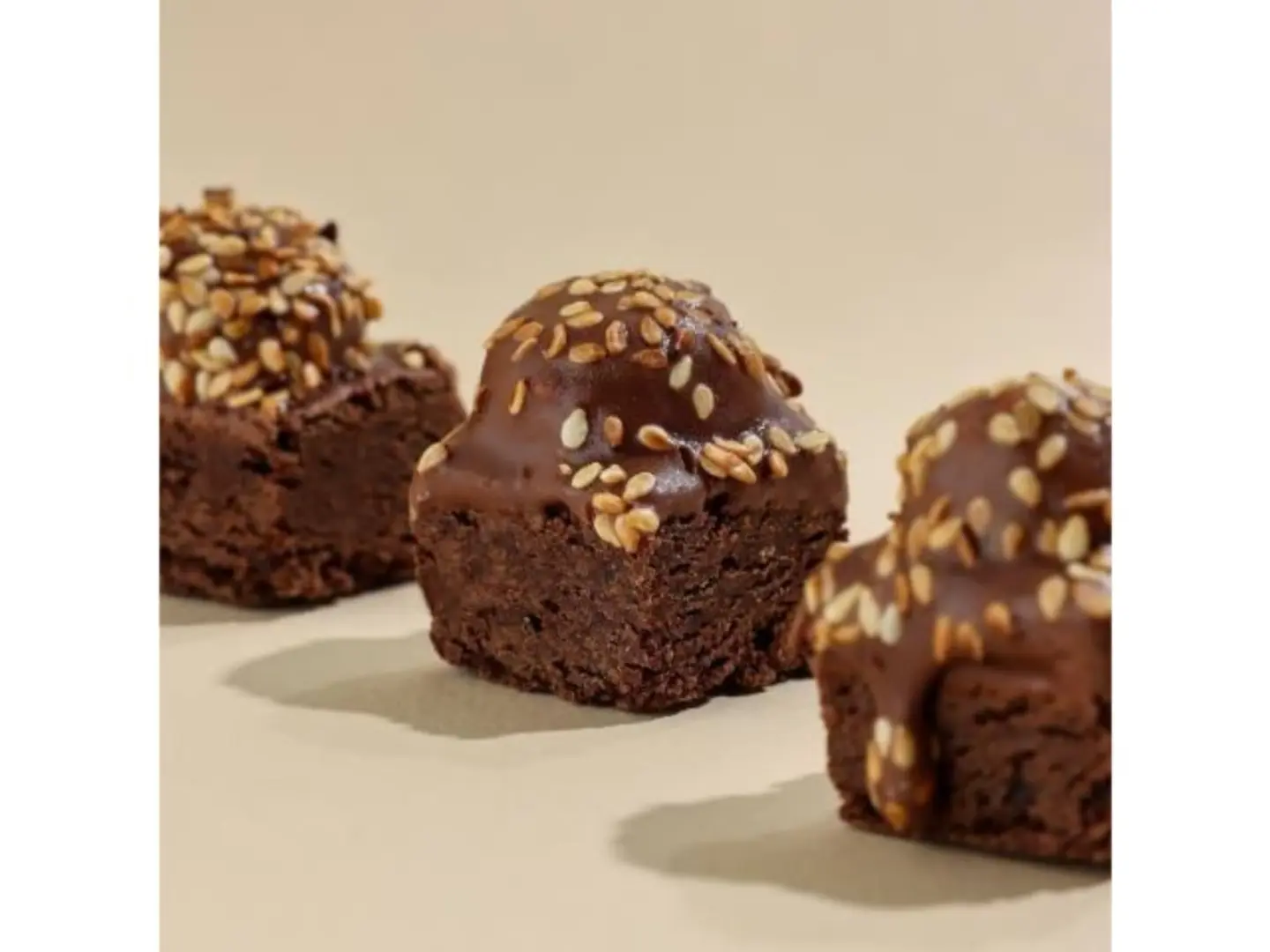 Brownie Bites With Sesame