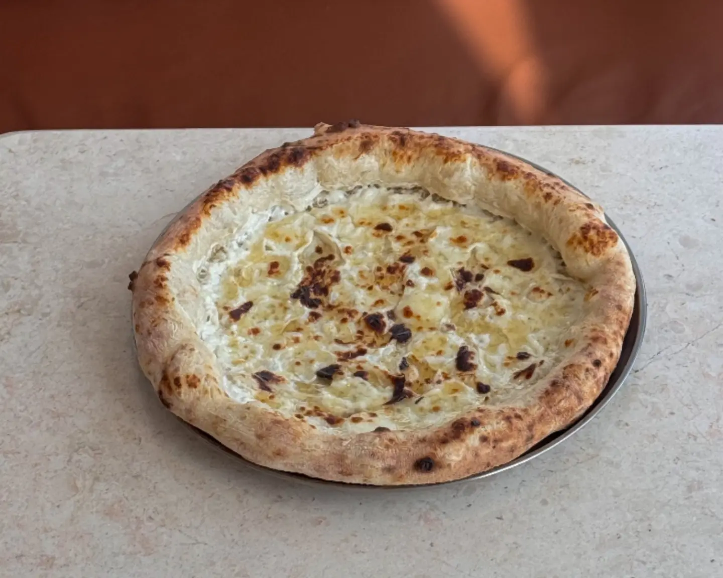 بيتزا منقوشة لامار