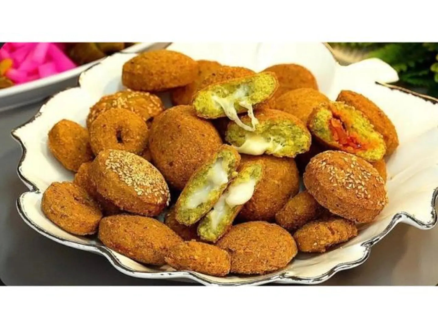فلافل جبنة