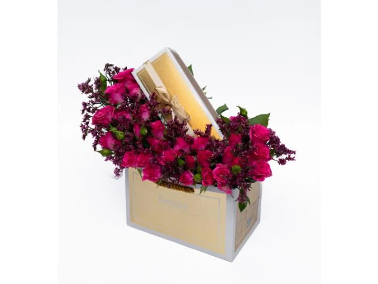 ورد وشوكلاتة شذا