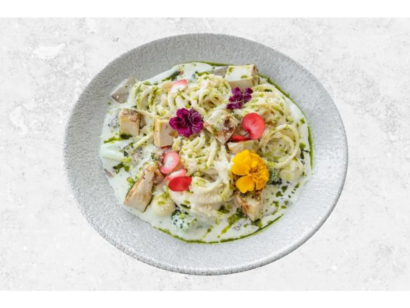 فيتوتشيني الفريدو دجاج