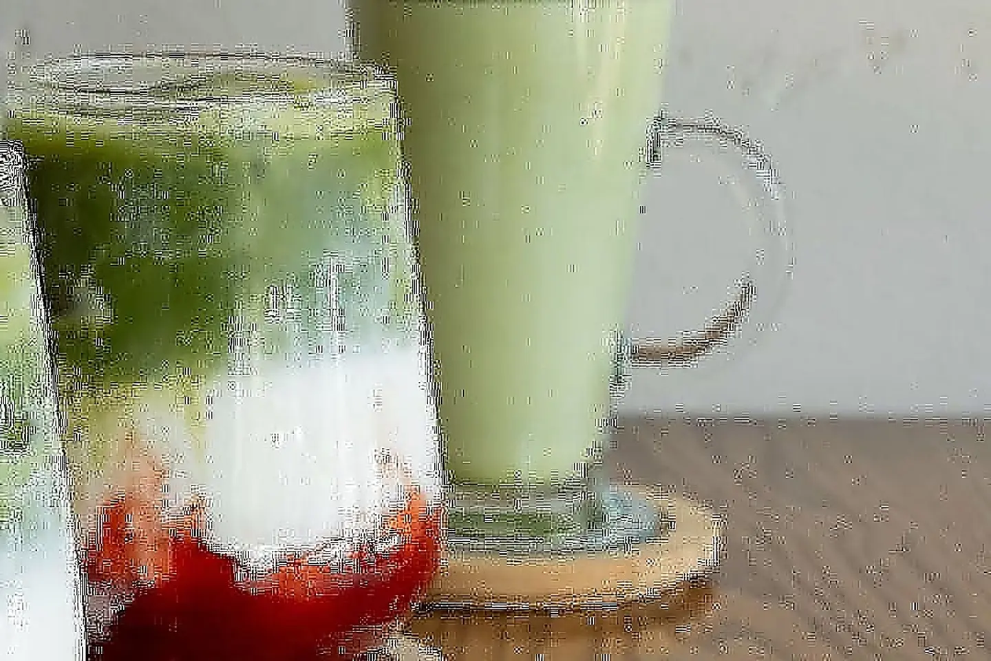 Iced Matcha Latte Strawberry