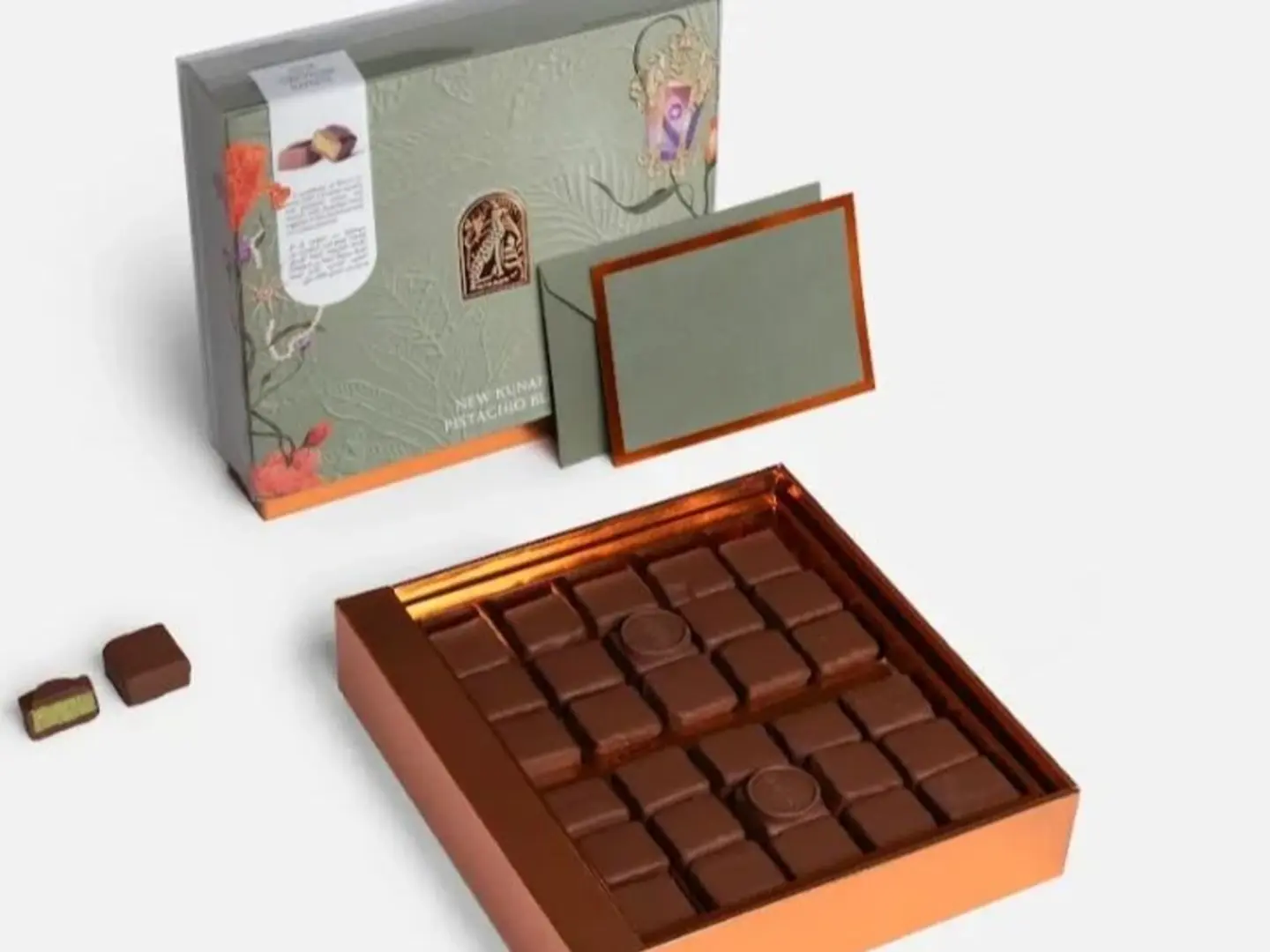 فهدة بستاشيو كبير