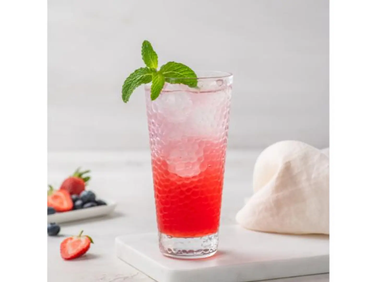 شاي الليتشي واليوزو والأساي