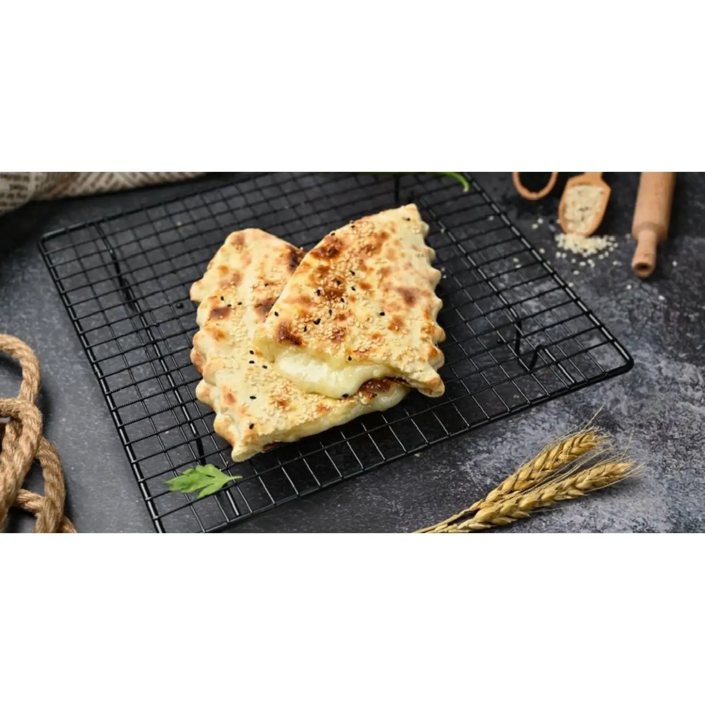 فطيرة قشقوان عسل