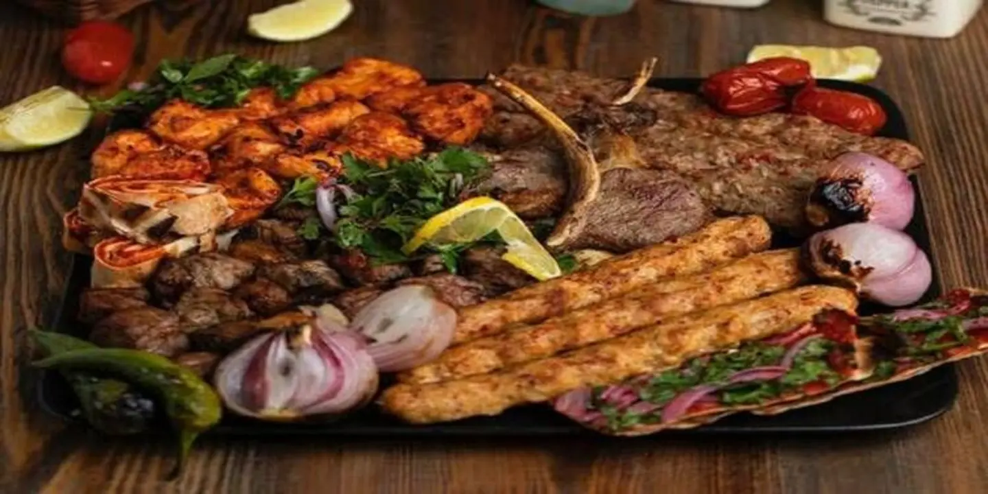 صحن مشكل عادي