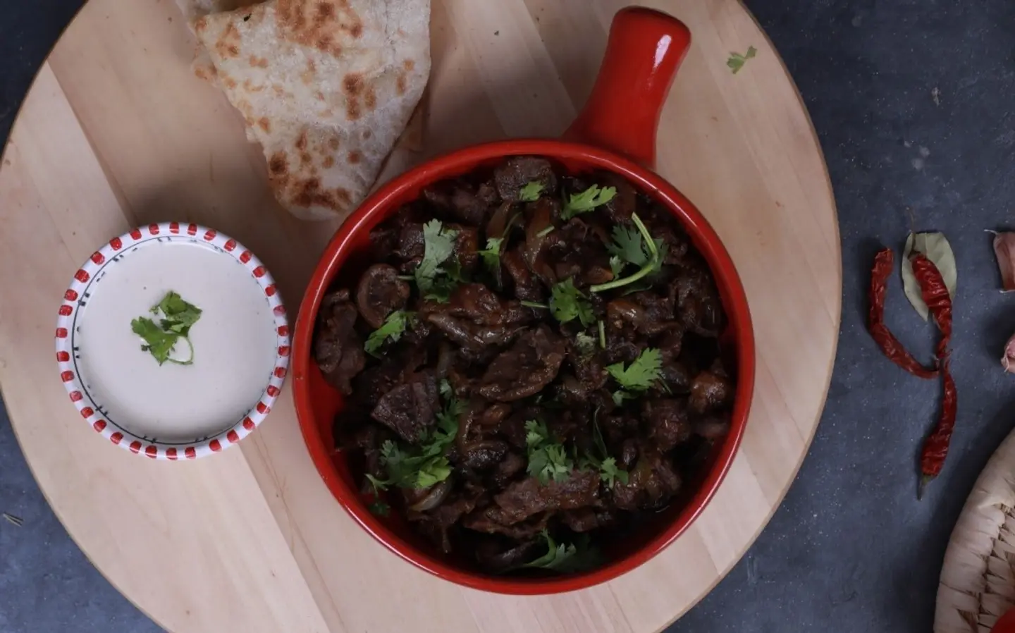 معلاق نعيمي فرن