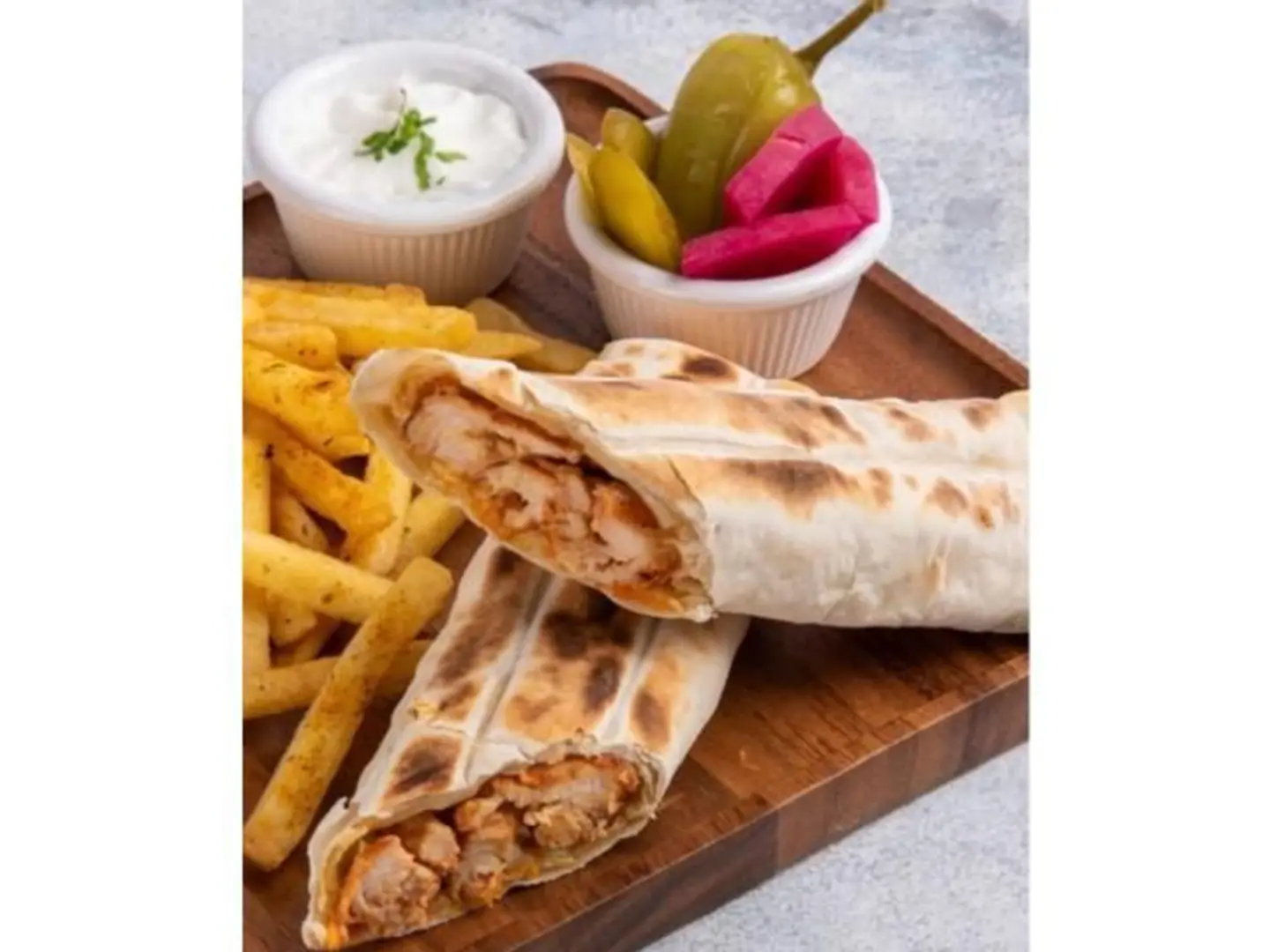 ساندويتش شيش طاووق زبادي