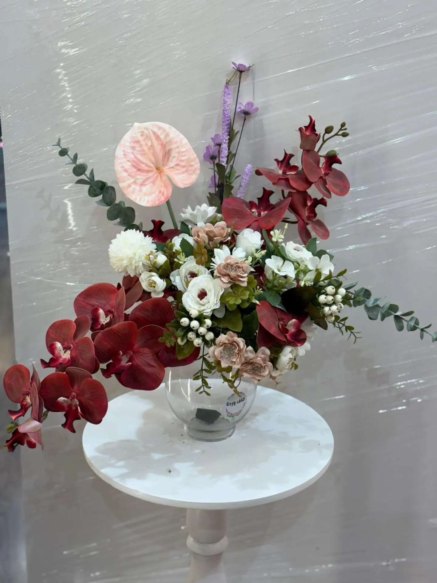 فازة ورد احمر