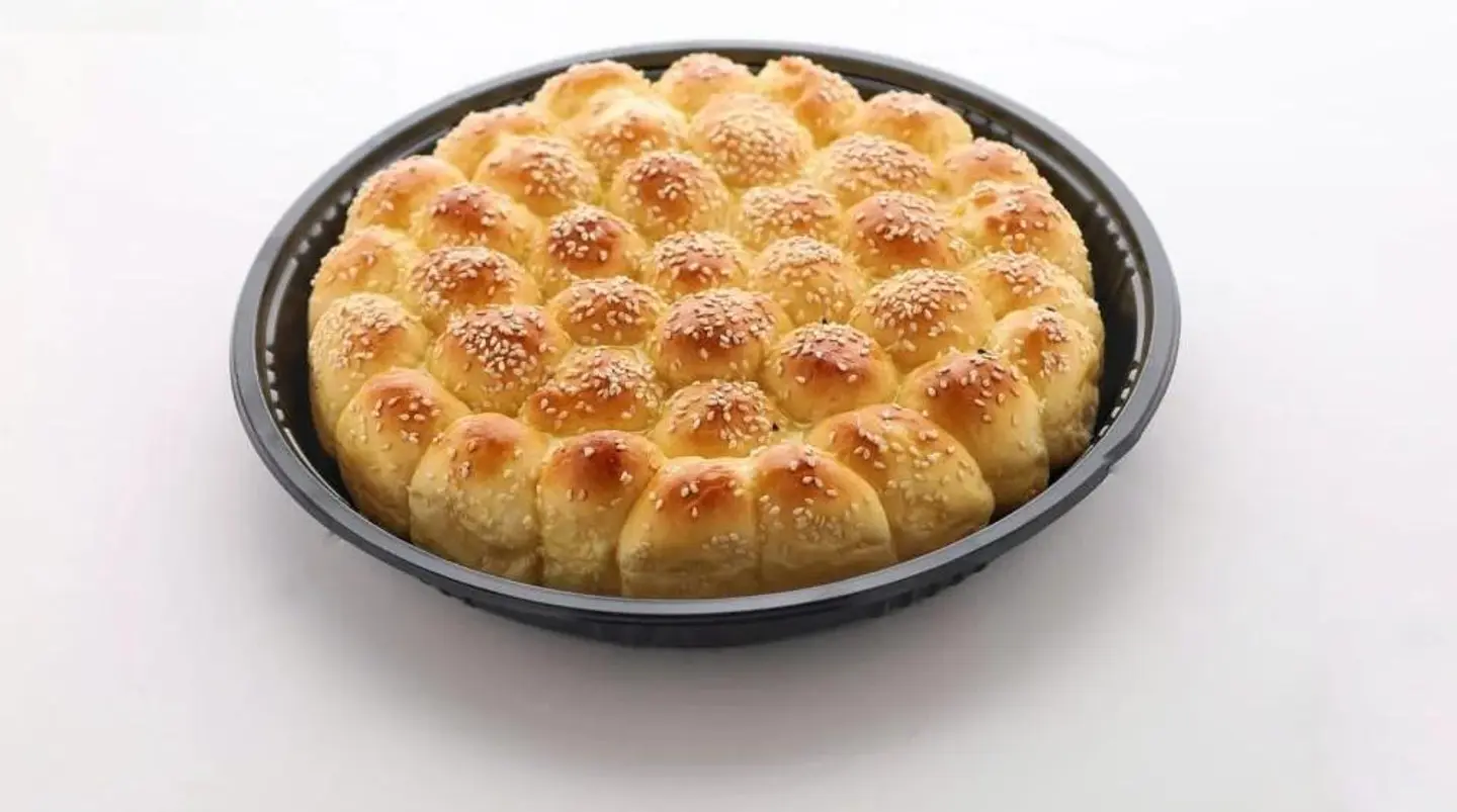 Khaliah Nahl With Cheese