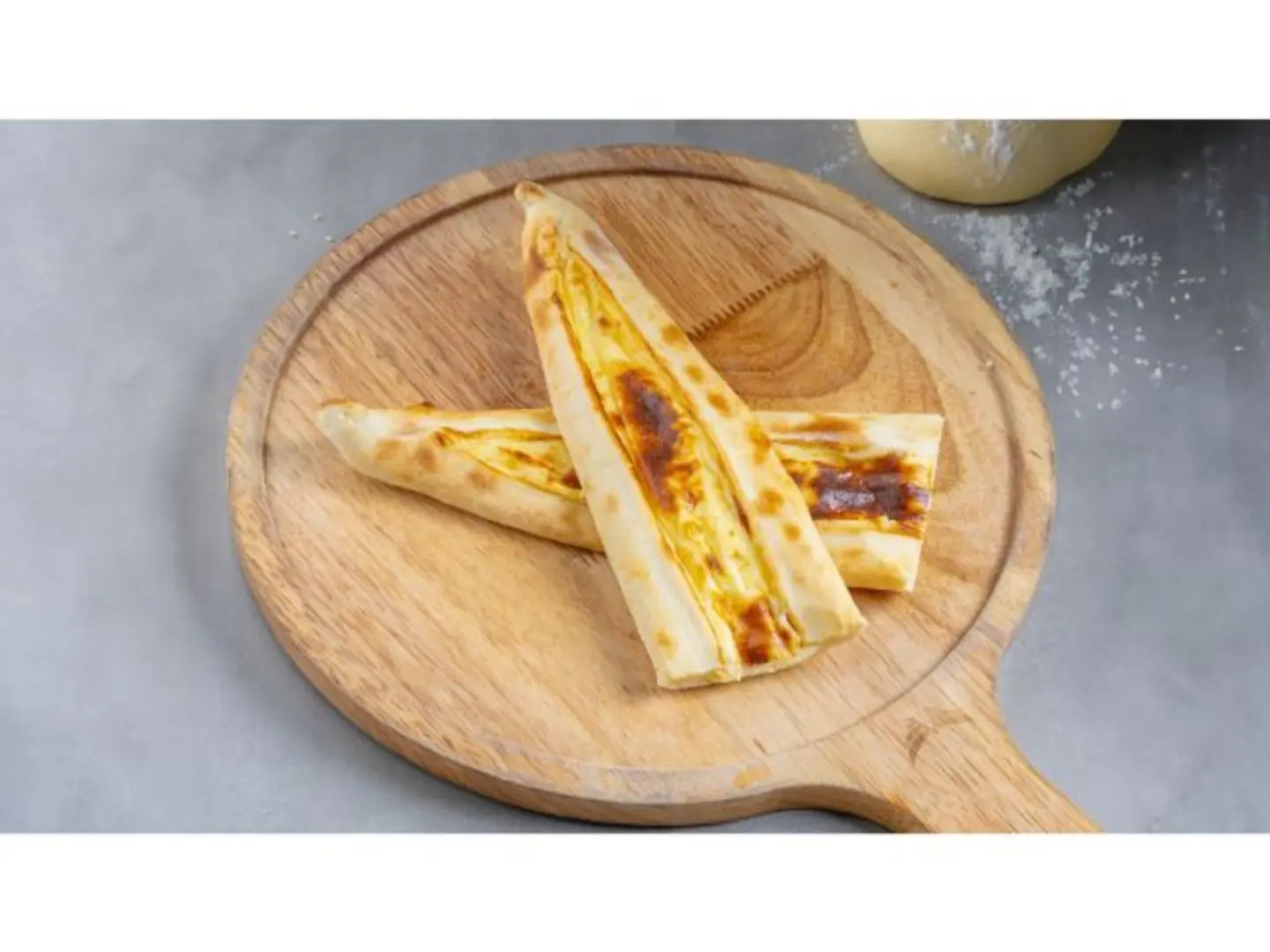 جبن سائل مع عسل