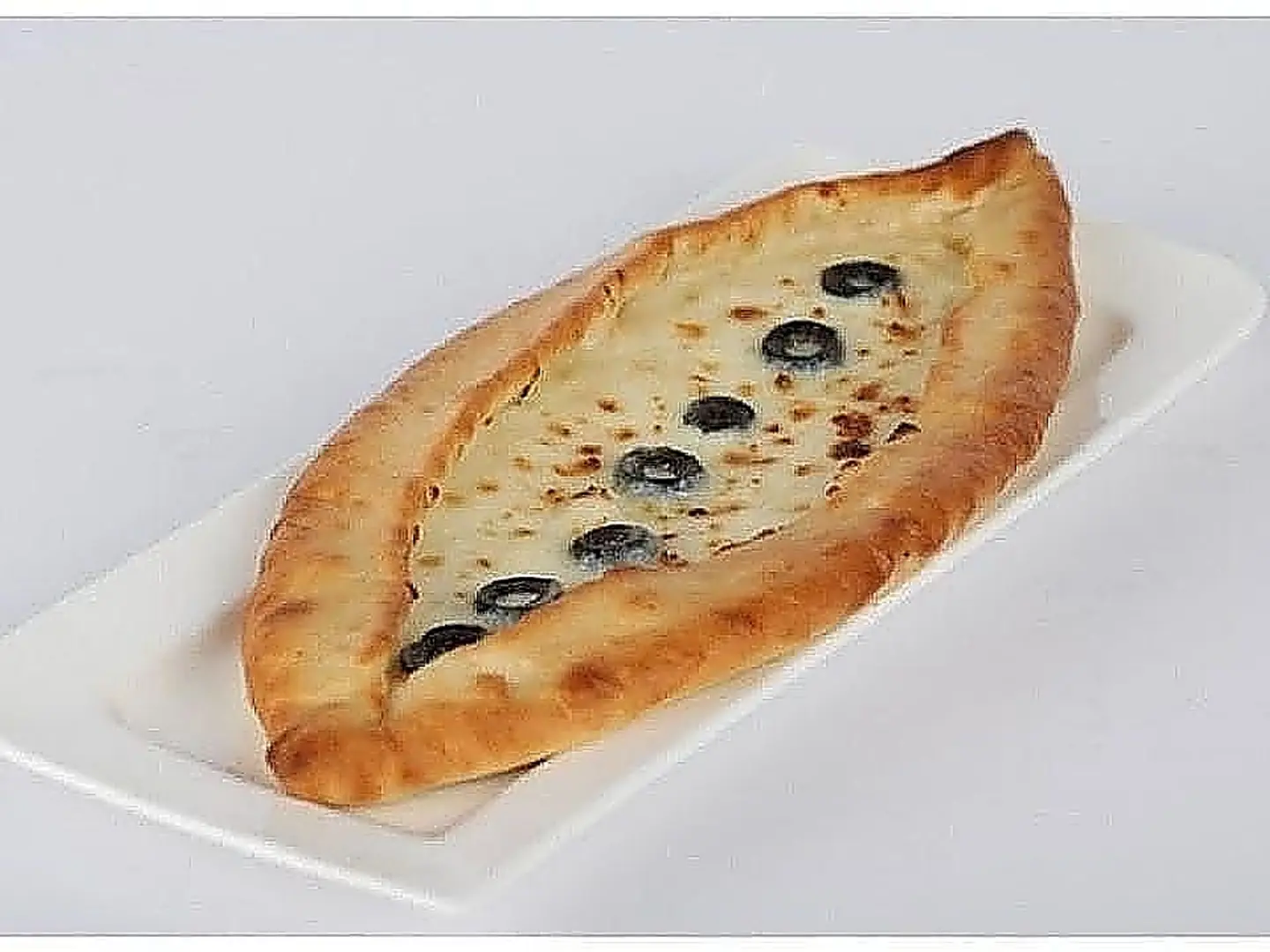 جبنة مع زيتون