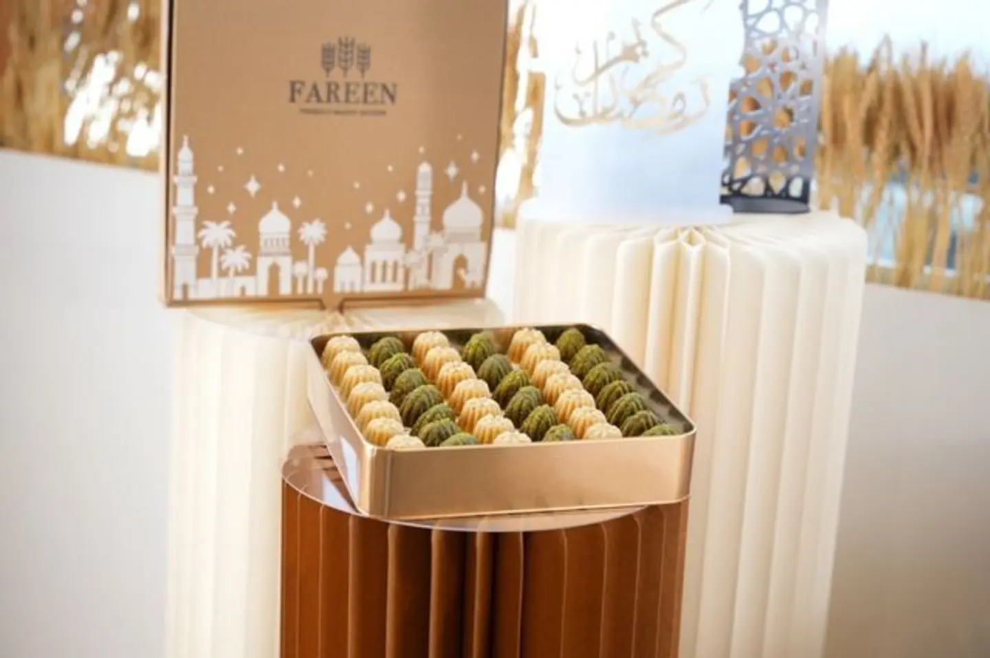 Mixed Mafrookeh Bites Gift Tin Box