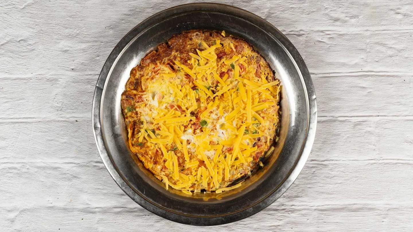 بيض فرن جبن شيدر