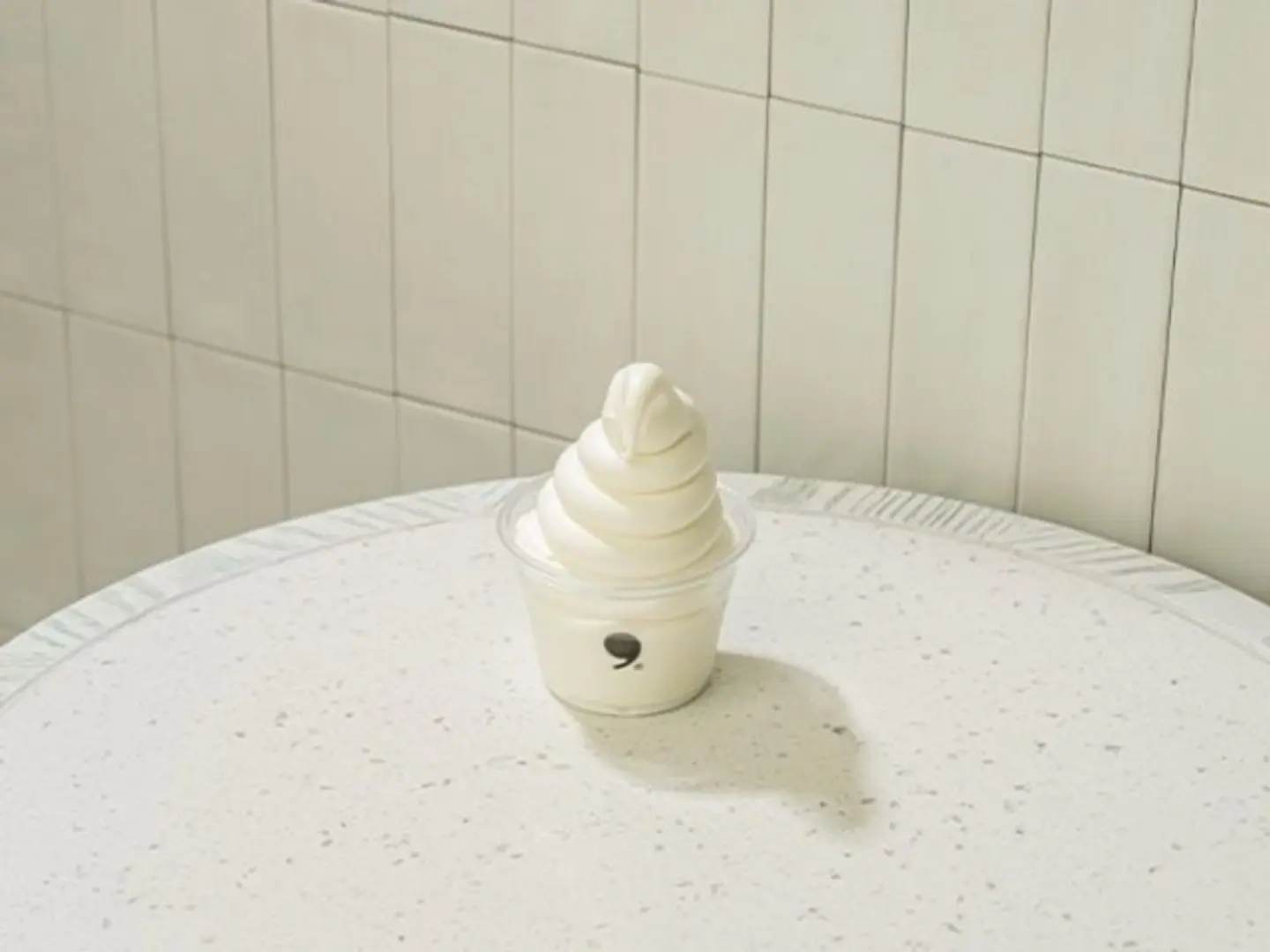 ايس كريم الفانيلا سادة