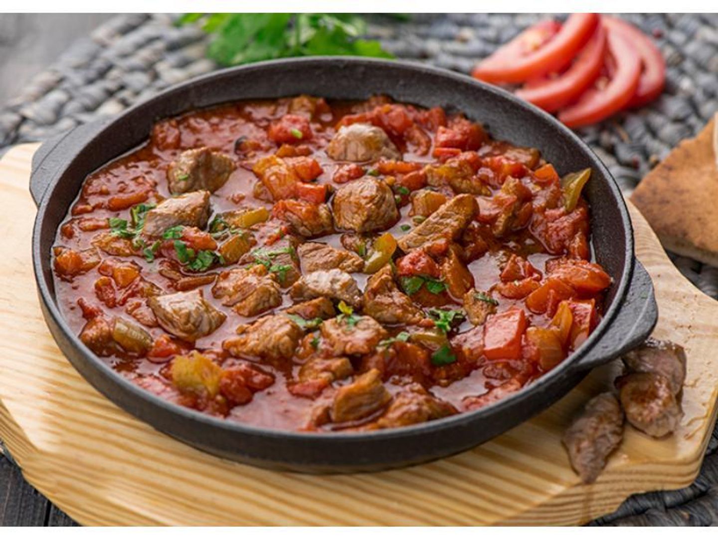 Meat With Tomatoes