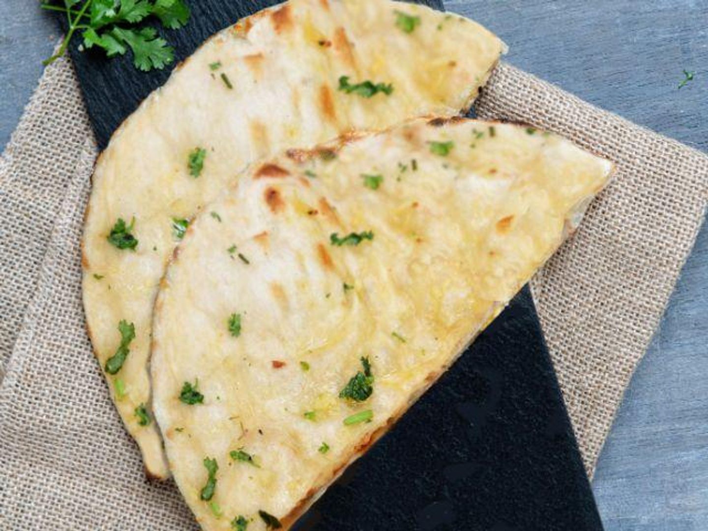 Naan Garlic