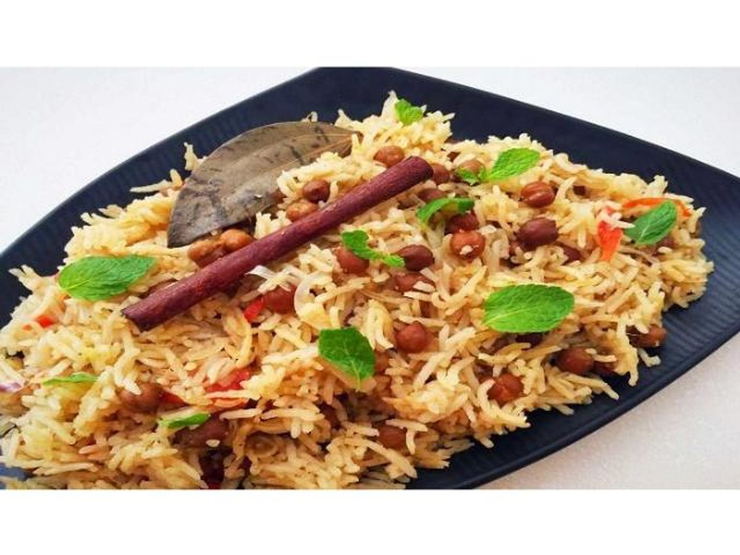 نفر رز بشاور