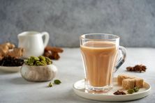 شاي بالحليب