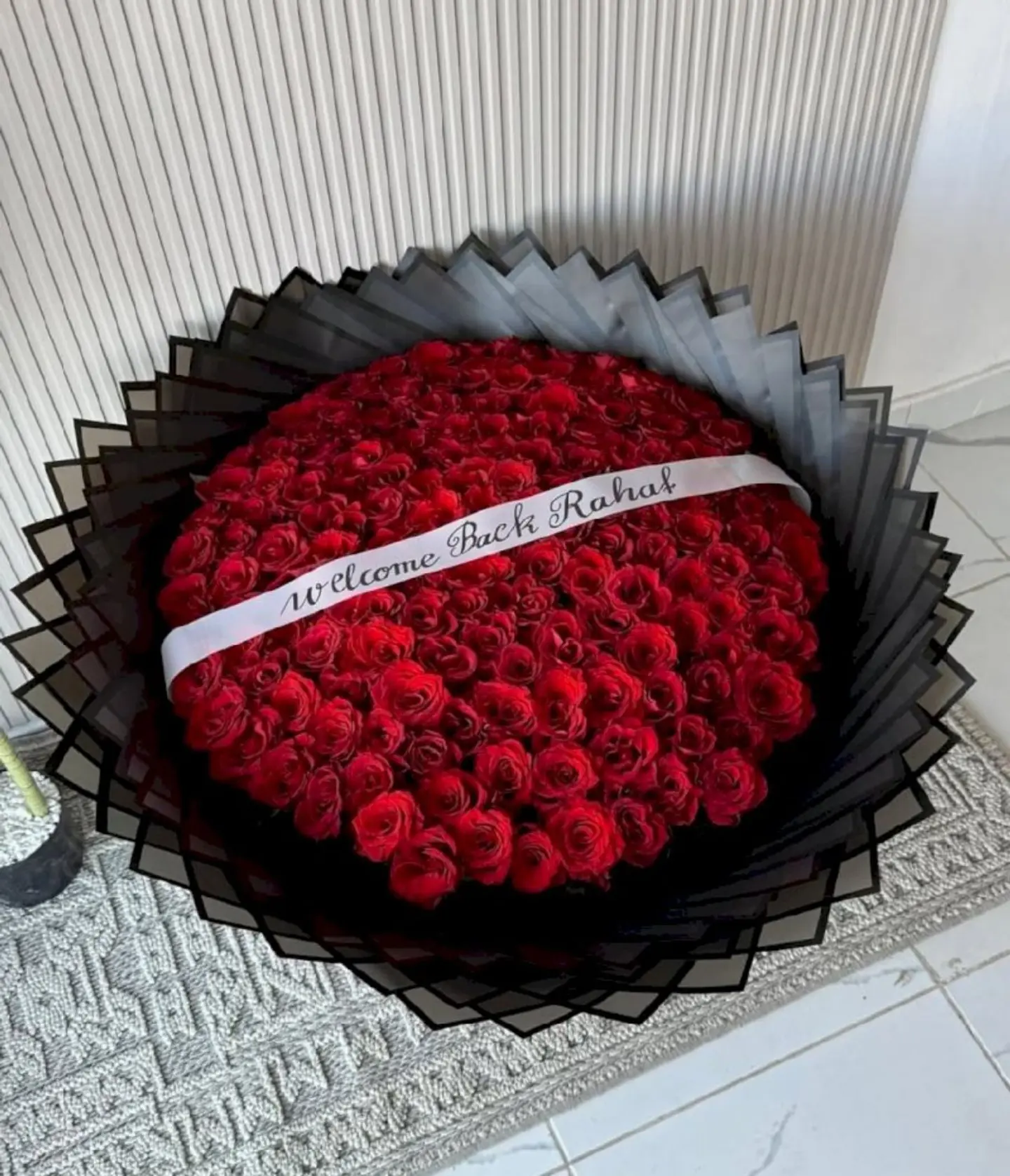 Giant Red Rose Bouquet