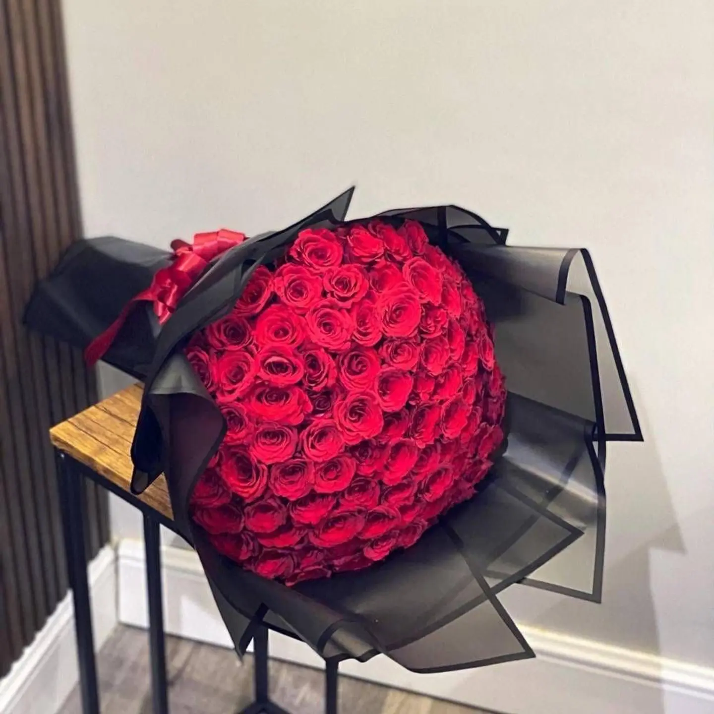 بوكيه جوري احمر