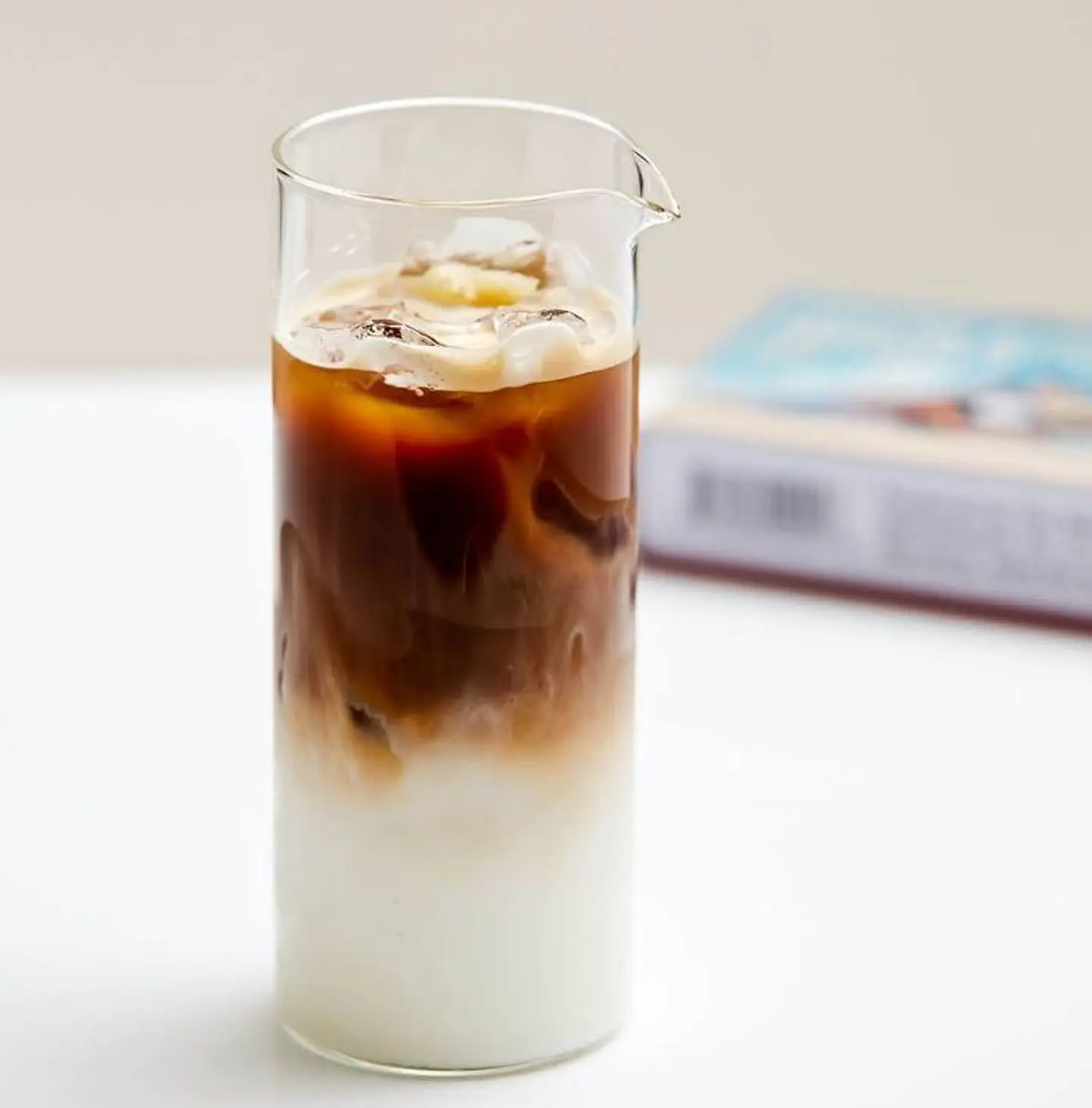 ايس فلات وايت