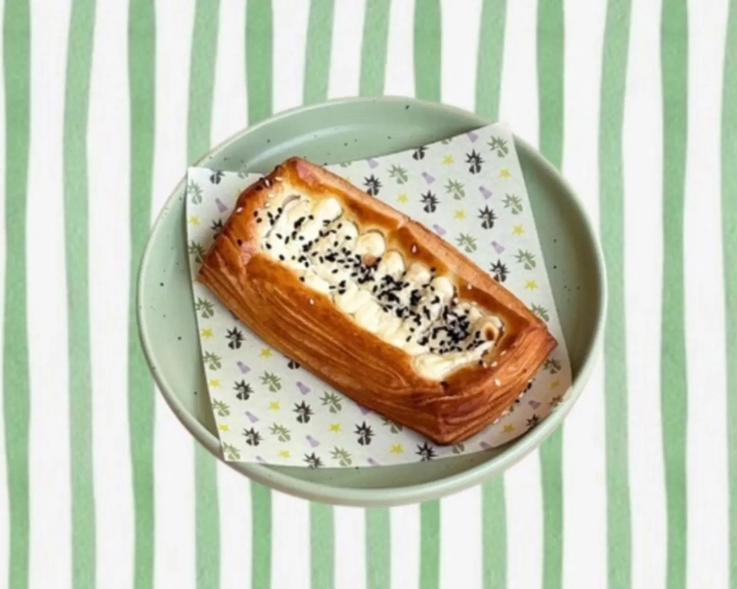 دانيش جبن وحبه سوداء