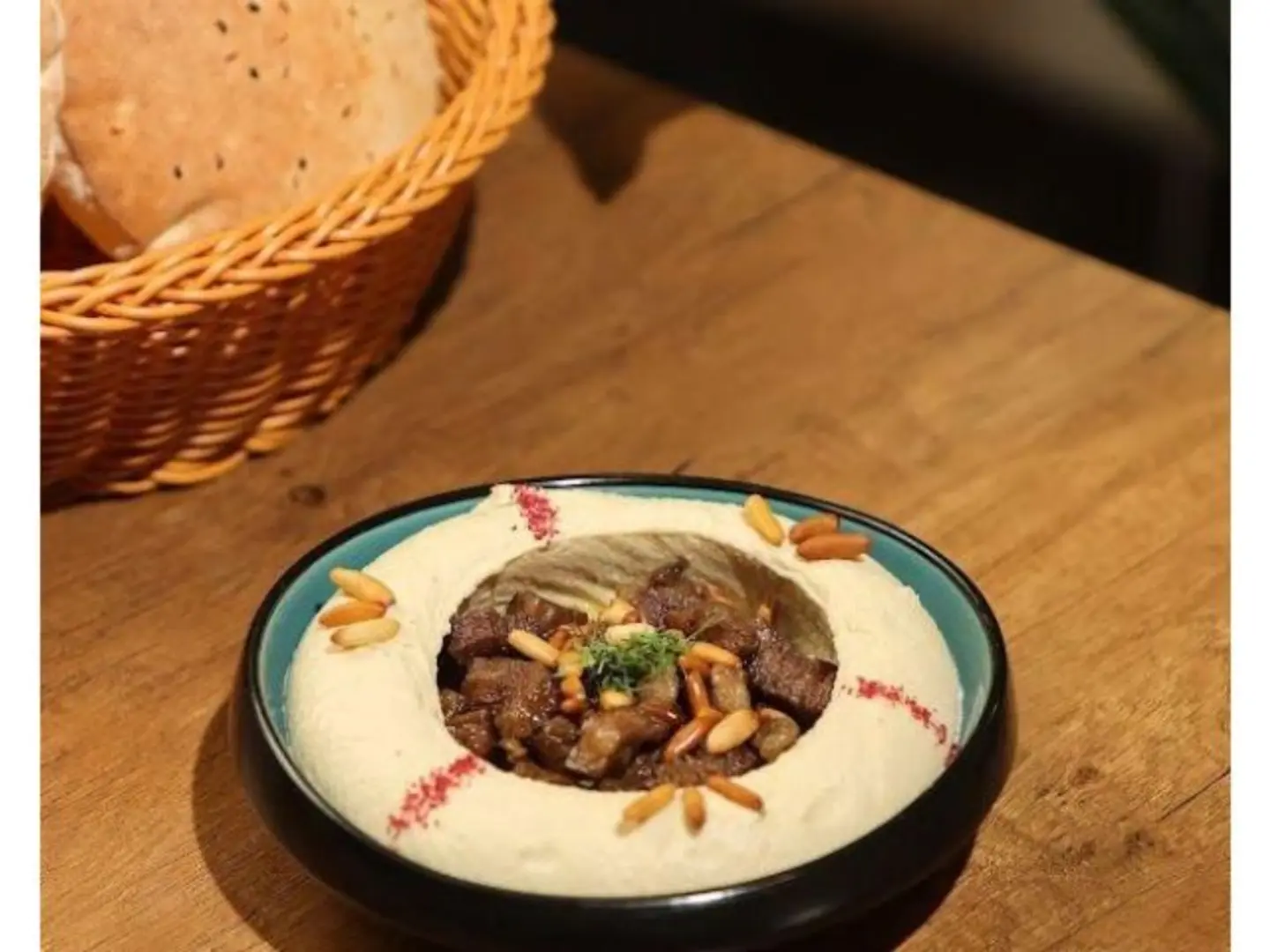 Hummus With Meat