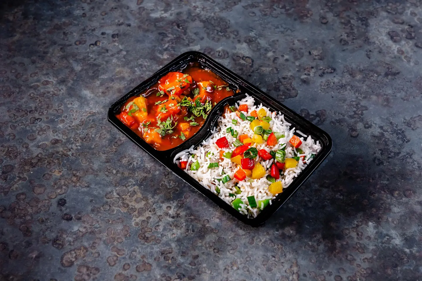 Veg Fried Rice With Chicken Sizzler