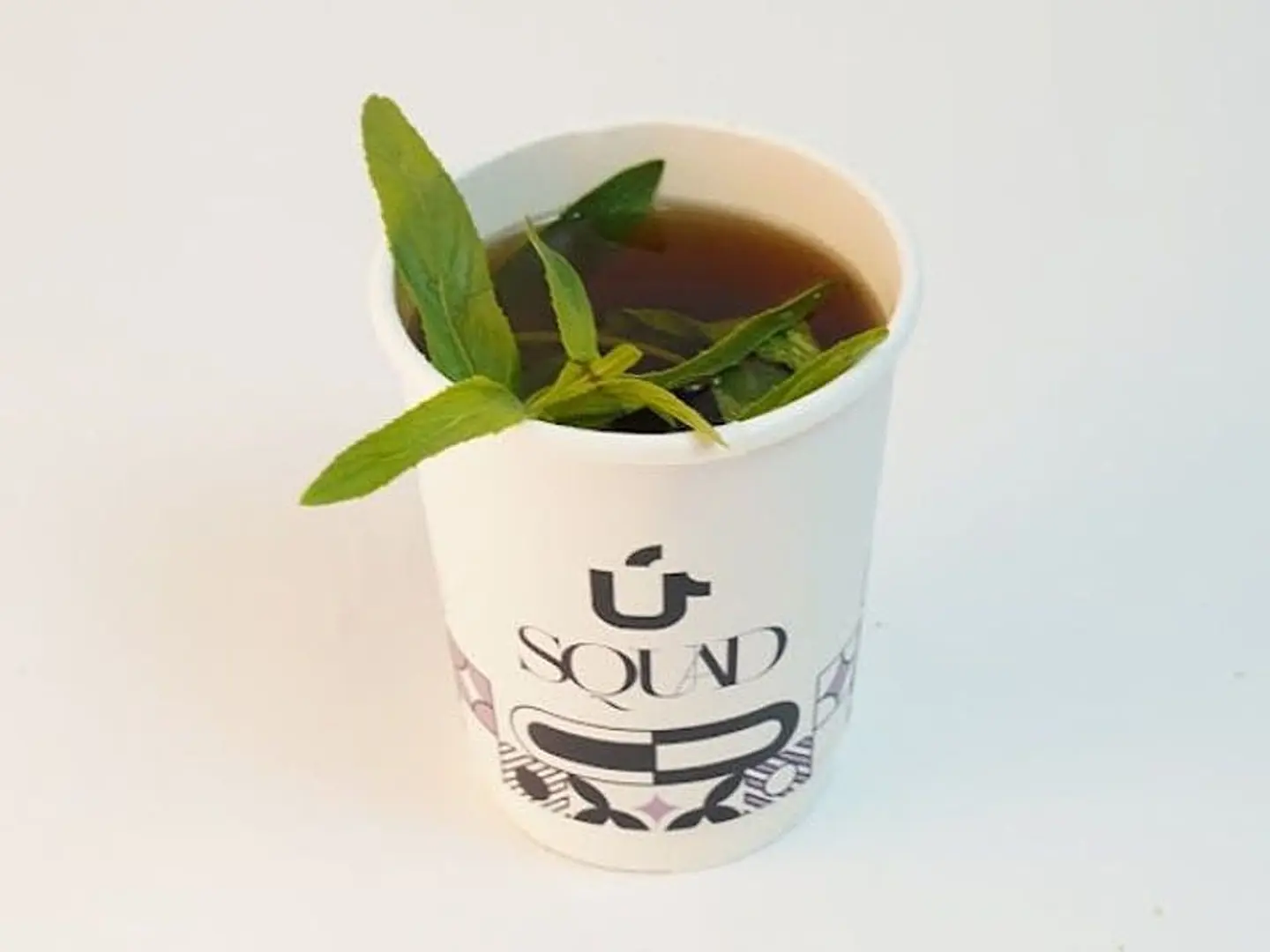 شاي أحمر صغير