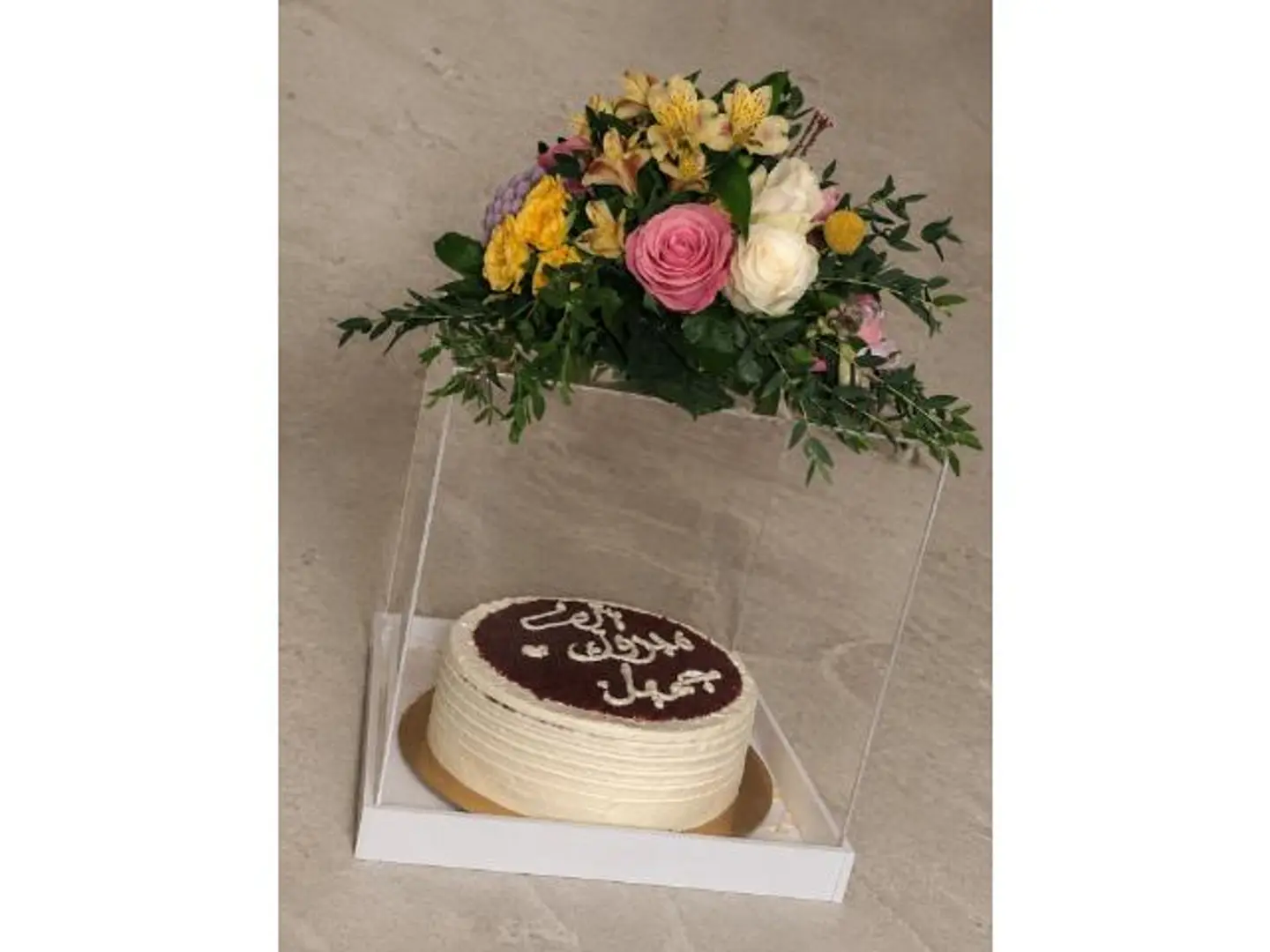 Acrylic Box With Flowers And Cake