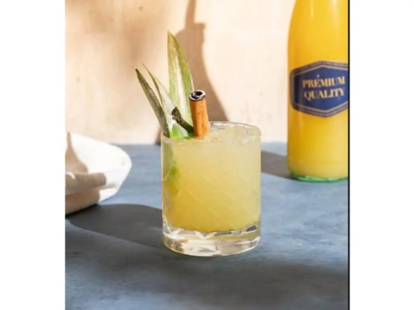 Pineapple And Cinnamon