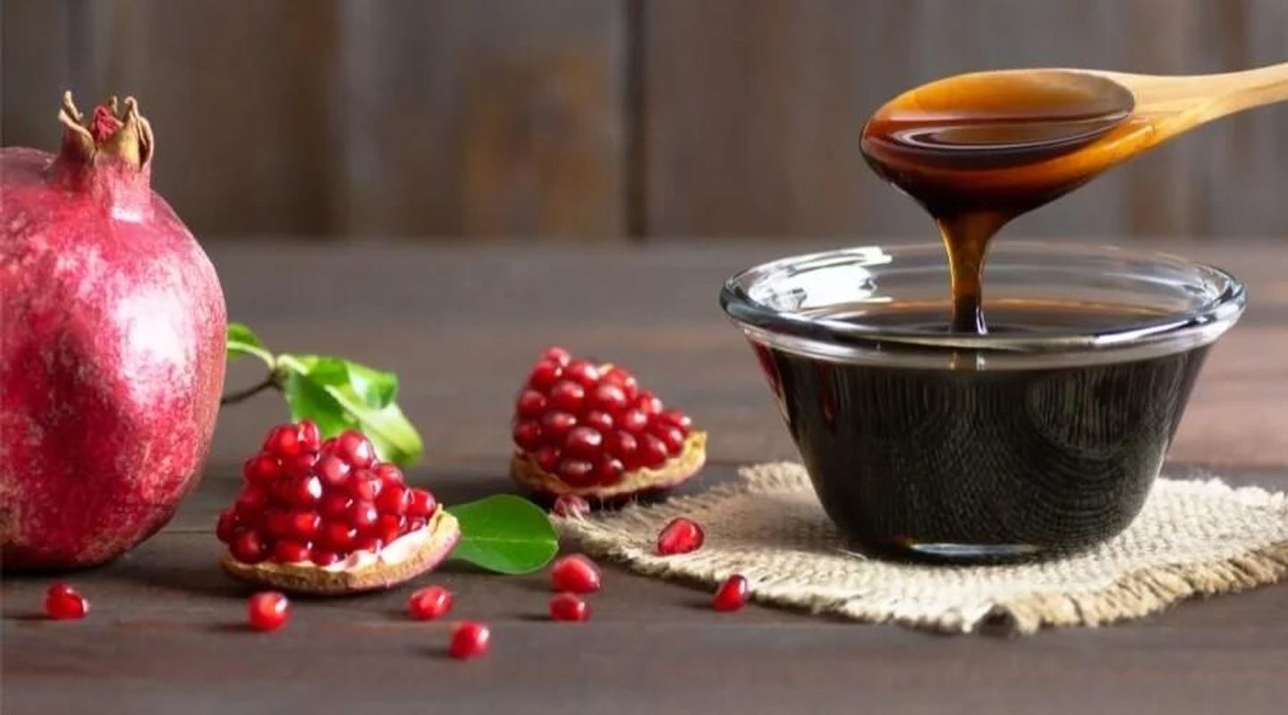 Pomegranate Molasses Sauce