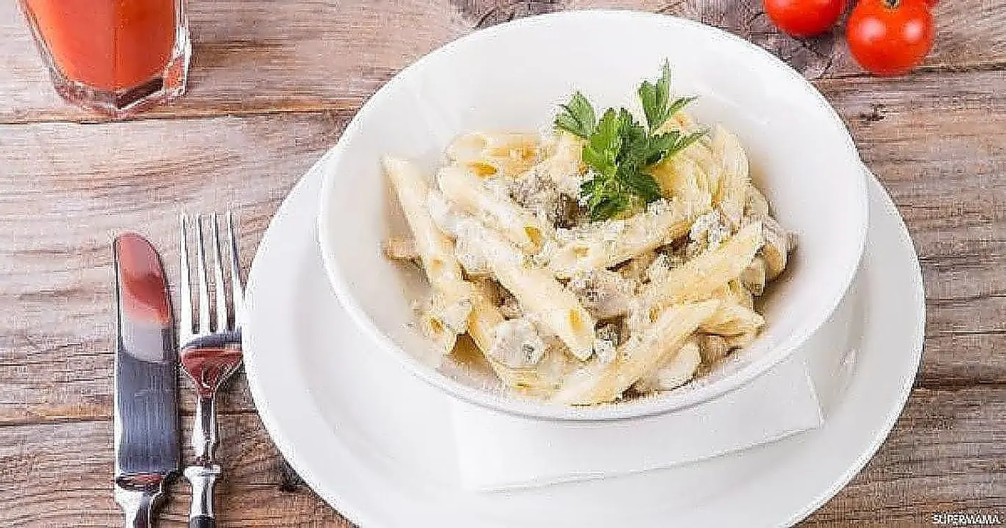 Bena Chicken Basil