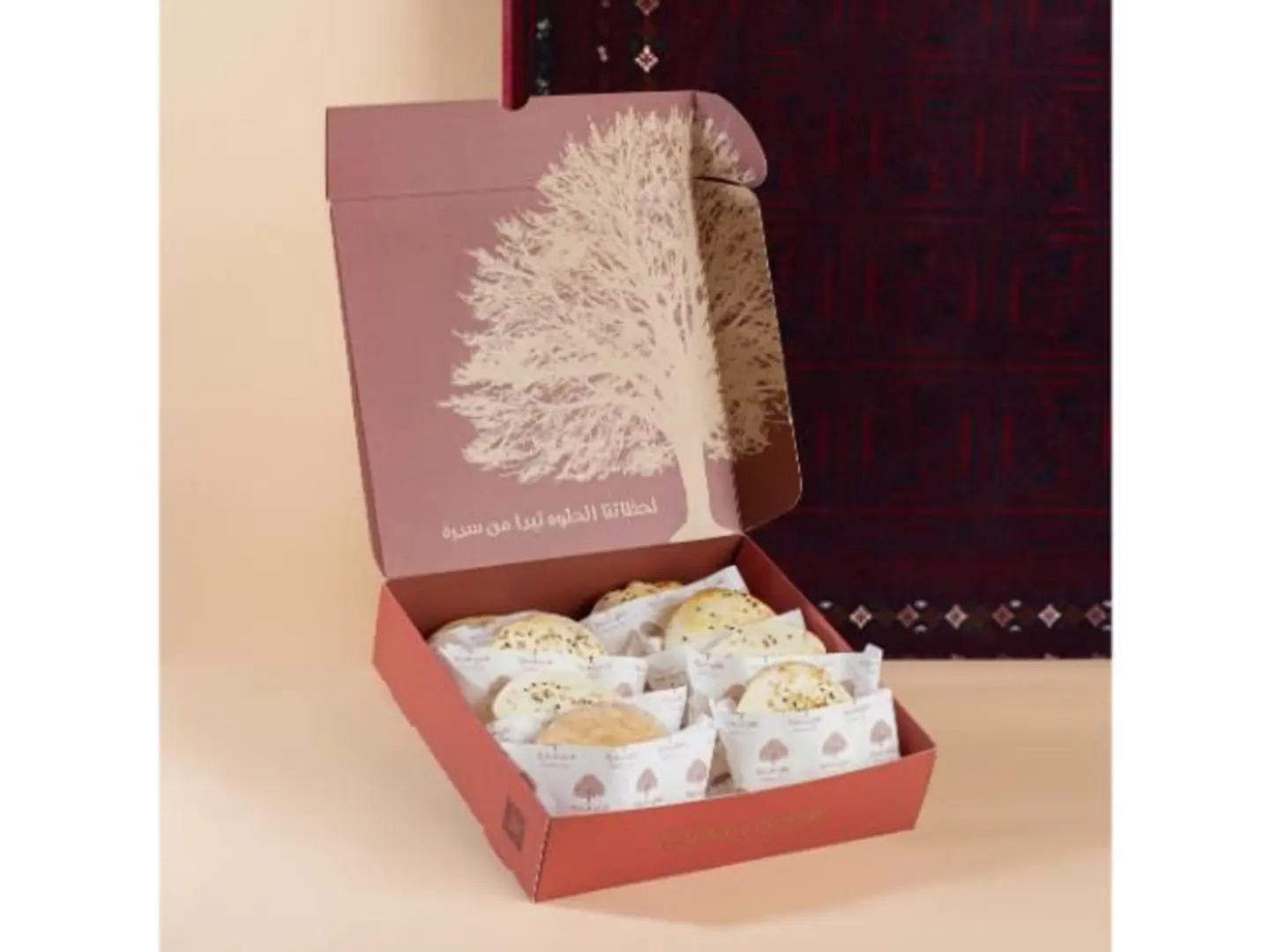 بوكس مخبوزات مدورة 6 حبات