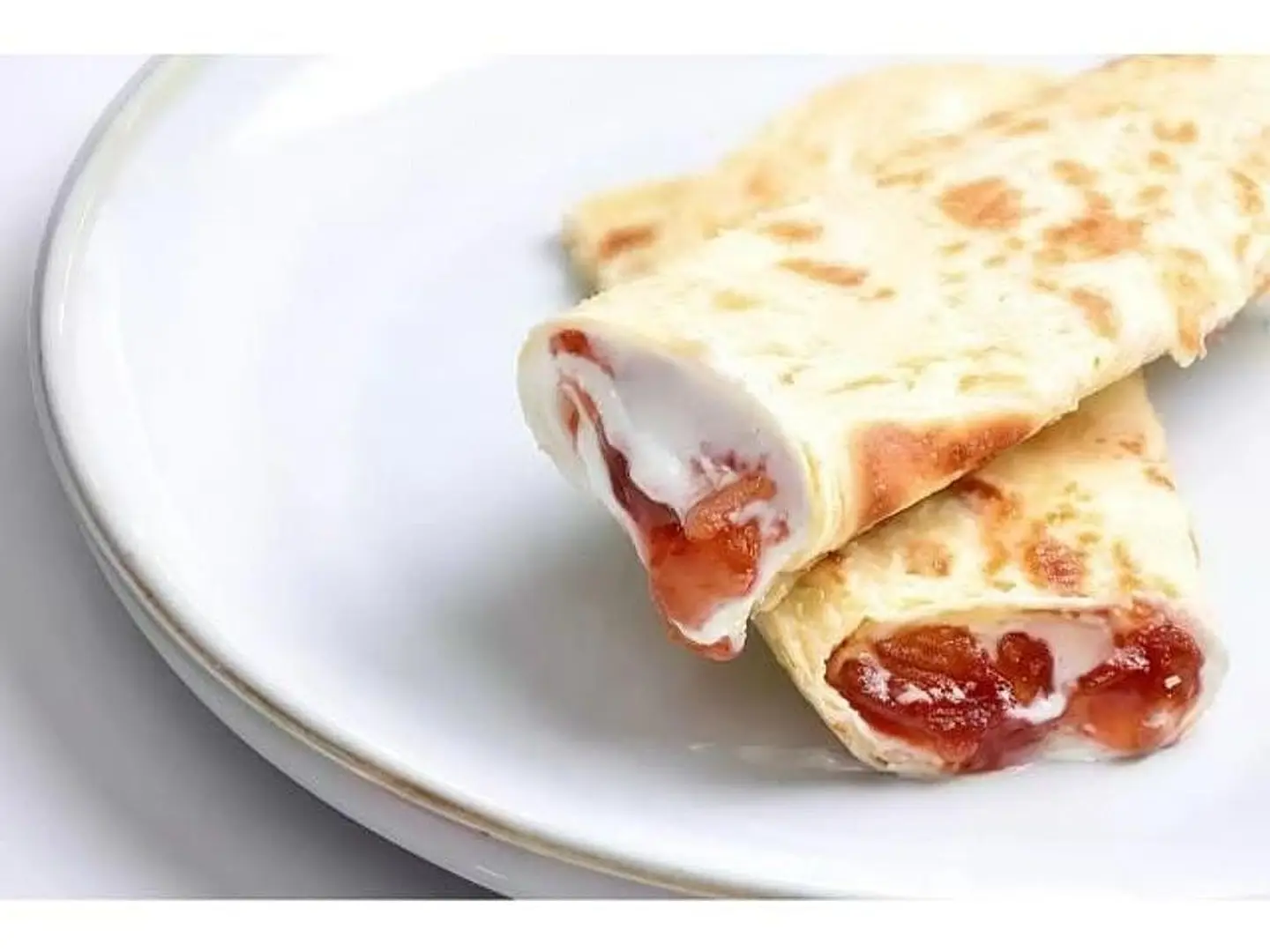 Chapati With Cheese And Jam
