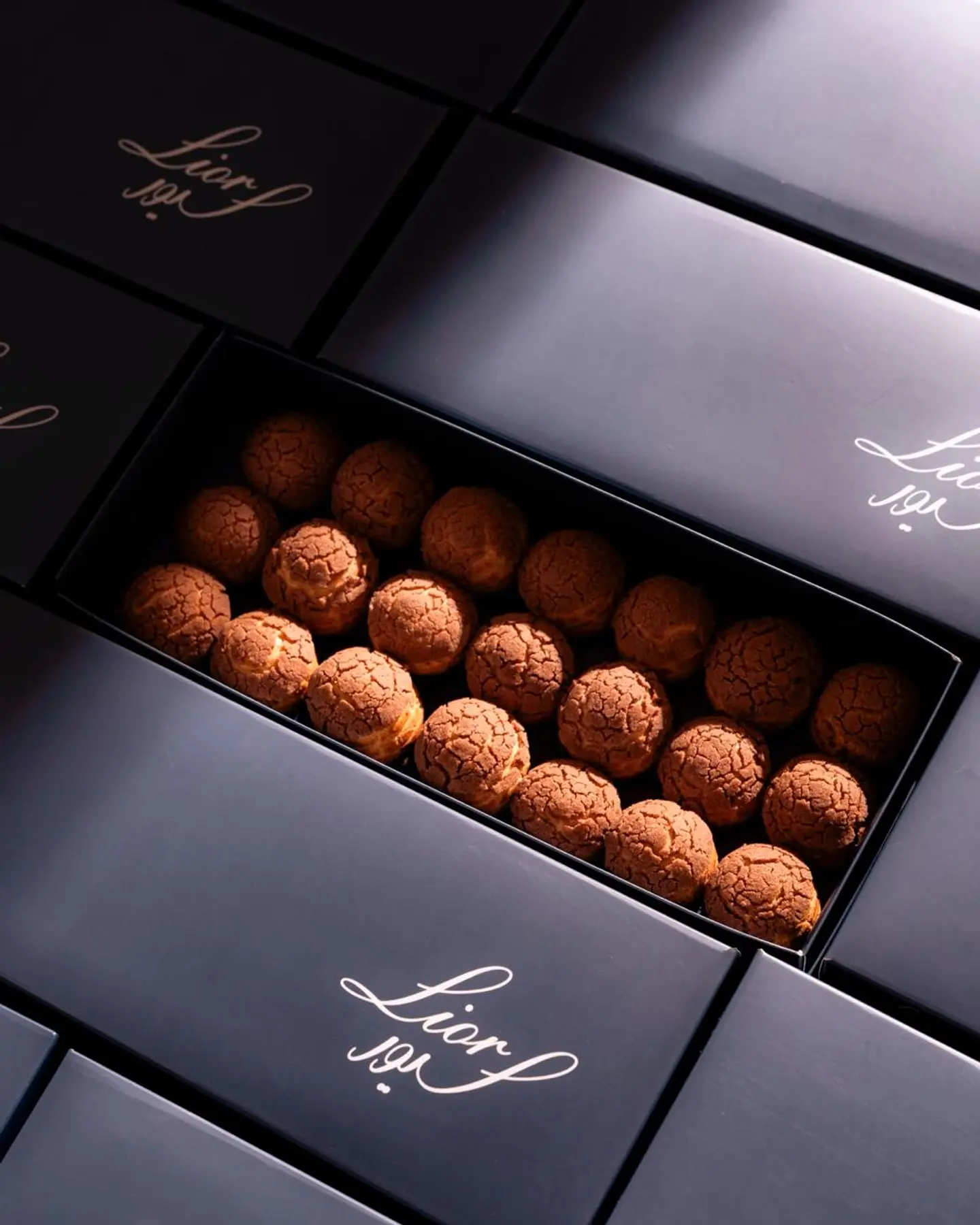 Espresso Eclair Box