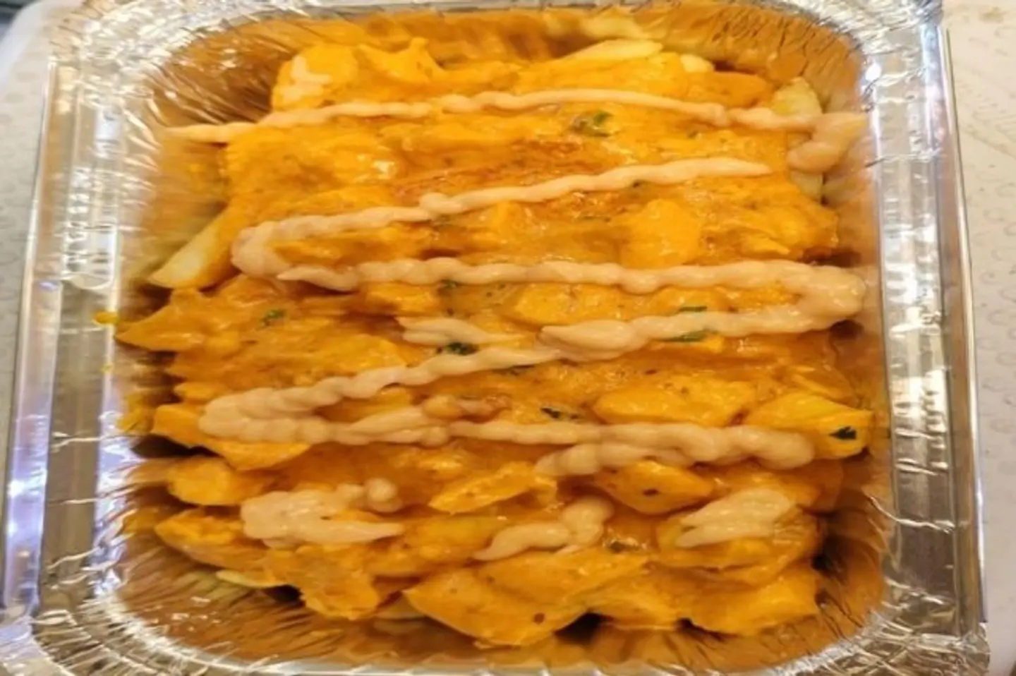 بطاطس نوابی مع صلصة الثوم