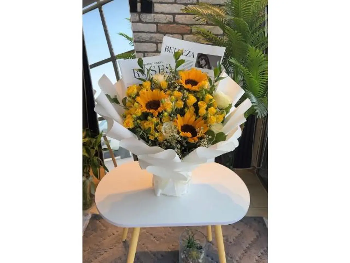 Large Sunflower Bouquet