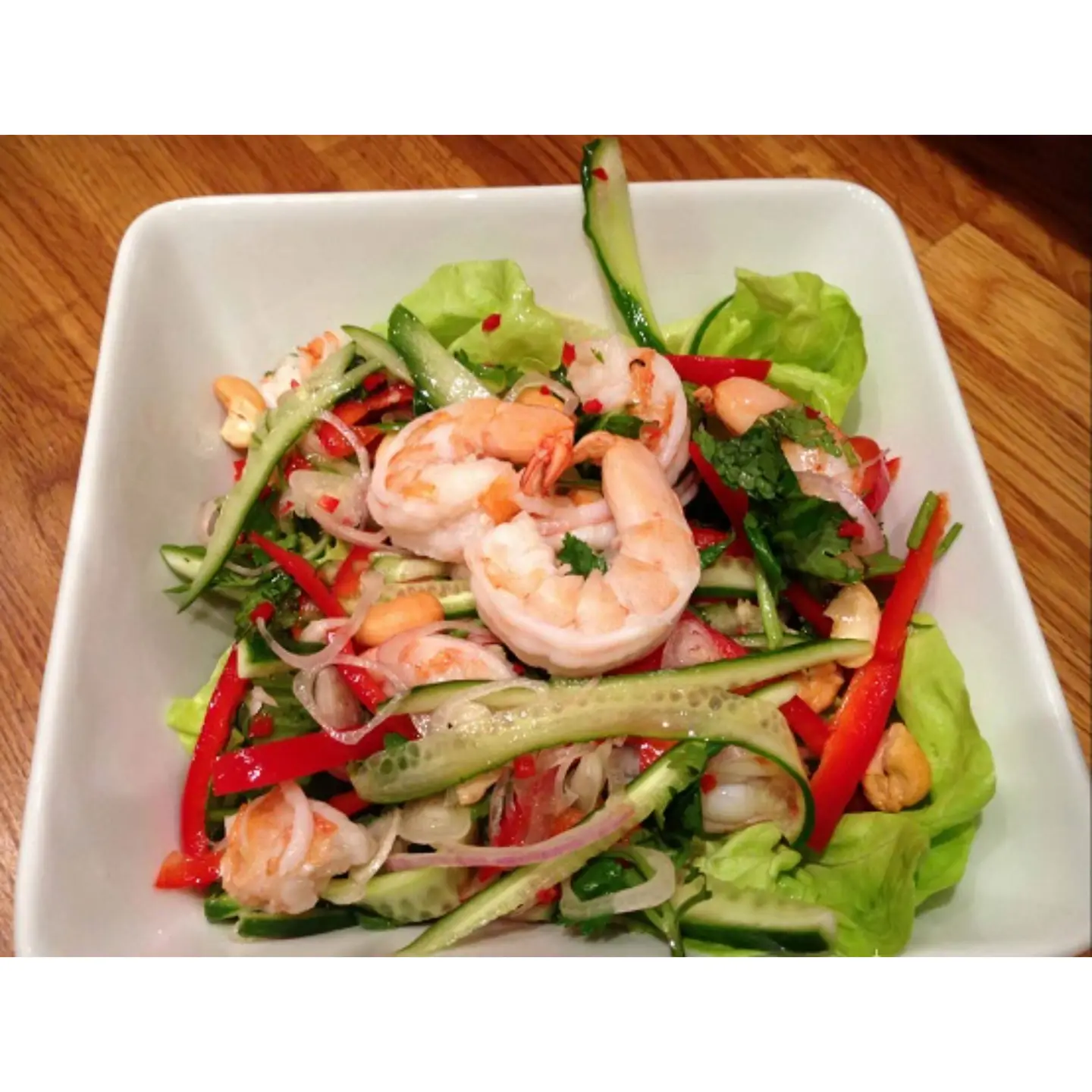 سلطة فواكة البحر