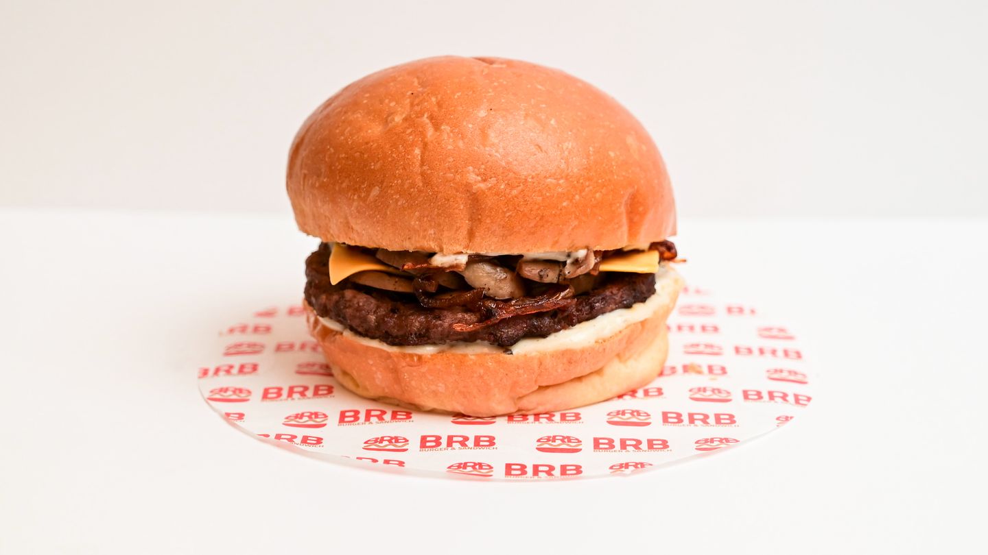 Smoky Travel Burger